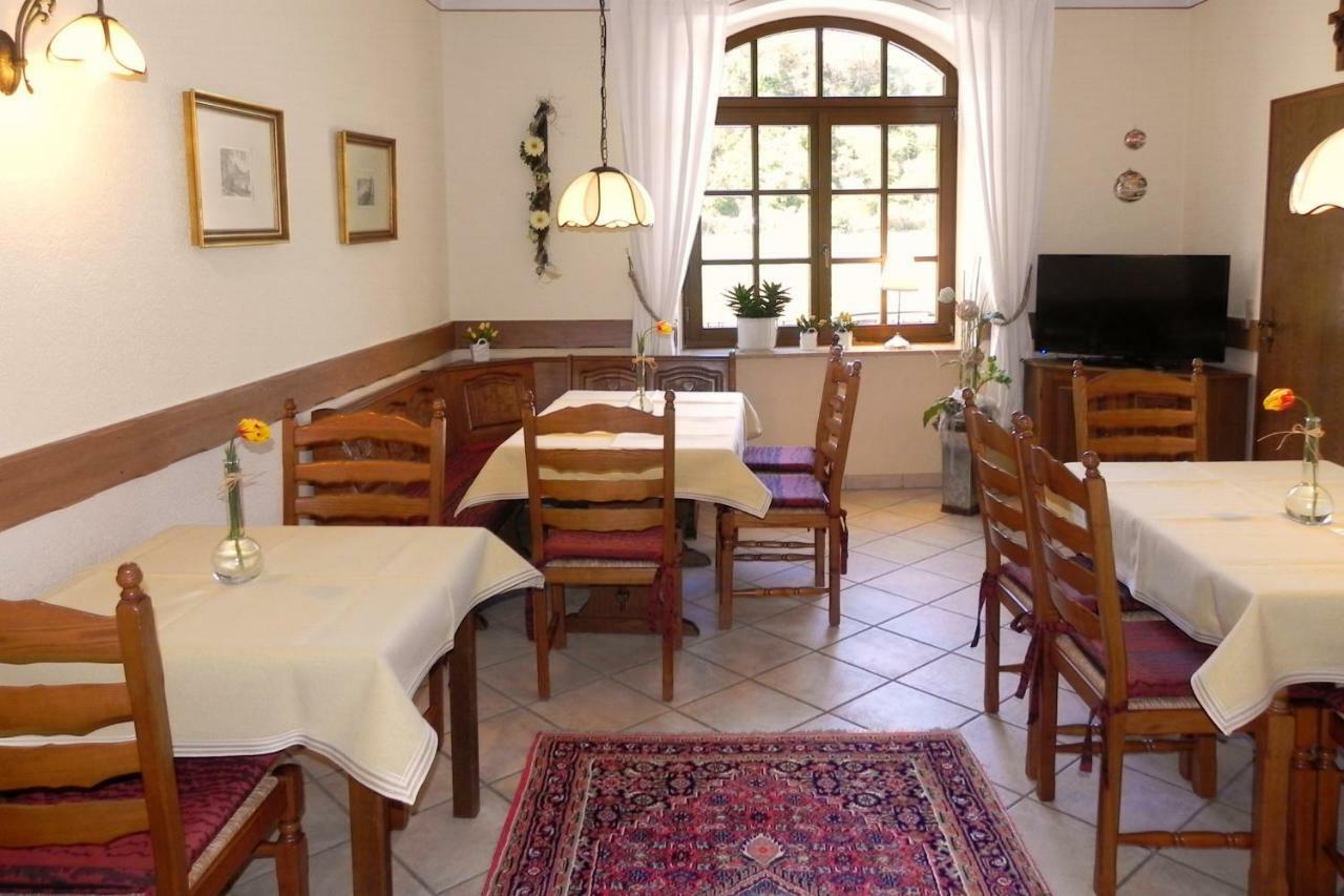 Ferienhaus Erich Bremm Mit Moselblick Neef Exterior foto
